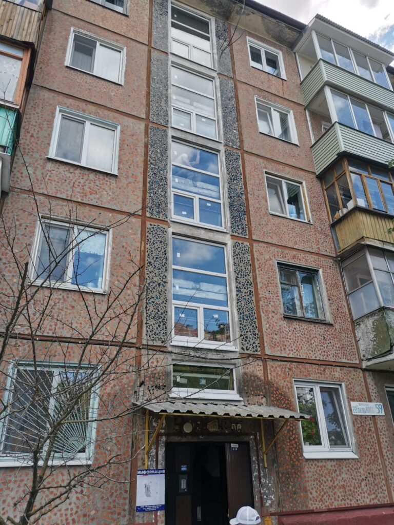 Установлены окна в подъезде №1, пер. 22 съезда 59, фото 2